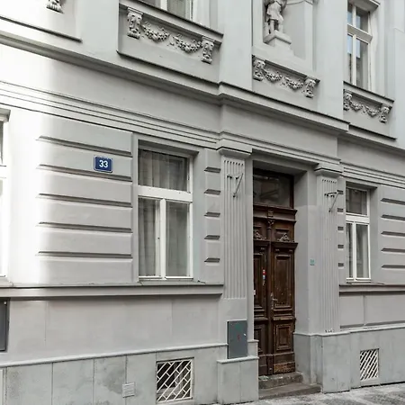Modern At Zizkov *